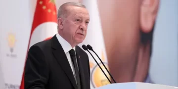 Erdoğan: Depremzedelerimize verdiğimiz sözü tutmak için gece gündüz çalışıyoruz