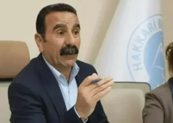 Hakkari Belediye Başkanı Mehmet Sıddık Akış gözaltına alındı! Bakanlıktan açıklama