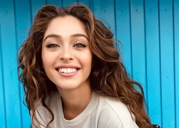 Hayat Hırsızı dizisinde başrolde yer alacak olan Cemre Baysel kimdir?