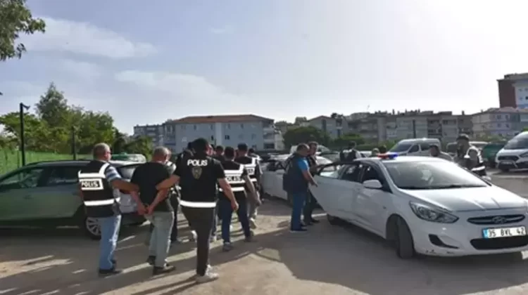 Izmir merkezli arac kacakciligi operasyonu habermeydan