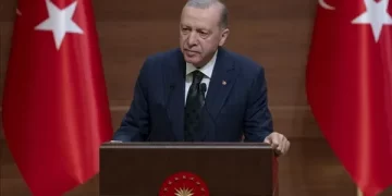 Erdoğan: Mazlumun yanında zalimin de karşısında olmaya devam edeceğiz