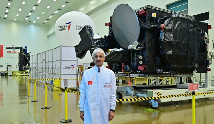 Turksat 6Anin firlatma tarihi belli oldu habermeydan