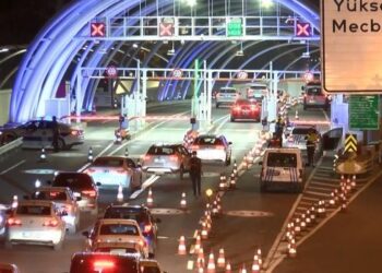 Bakan Uraloğlu duyurdu: Avrasya Tüneli’nde rekor!