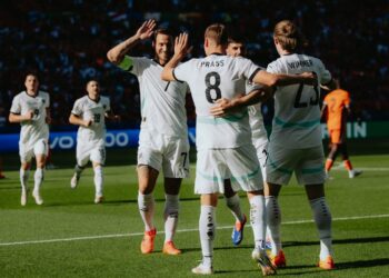 Avusturya, Hollanda’yı 3 golle geçip grubu lider bitirdi!