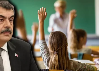 Bakan Tekin'den yeni eğitim müfredatı hakkında açıklama Bakan Tekin’den yeni eğitim müfredatı hakkında açıklama