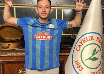 Çaykur Rizespor, Giannis Papanikolaou’yu açıkladı!