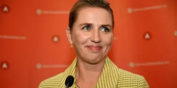 Danimarka Başbakanı Mette Frederiksen saldırıya uğradı!