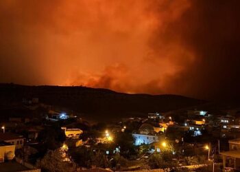 Diyarbakır ve Mardin’de yangın: Can kaybı artıyor