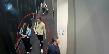 Eylem Tok ve oğlunu kurye yakalattı