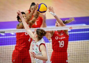 Filenin Sultanları, Polonya’ya altın sette kaybetti!