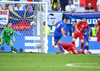 Fransa ile Polonya yenişemedi!