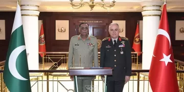 Genelkurmay Başkanı, Pakistanlı mevkidaşı ile bir araya geldi