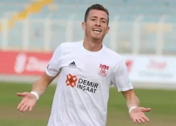 Hakan Arslan, Sivasspor’dan ayrıldığını duyurdu!