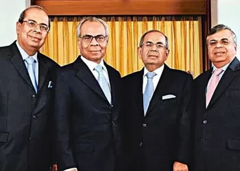 İngiltere’nin en zengin ailesine hapis şoku!