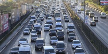 İstanbul’da bayram tatilinin ardından trafik yoğunluğu