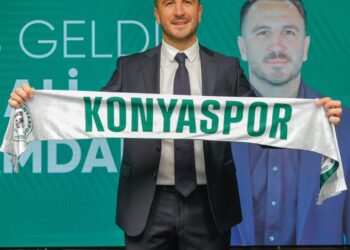 Konyaspor, Ali Çamdalı ile sözleşme yeniledi!
