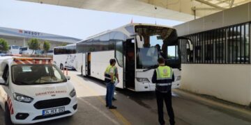 Bayramda kaçak taşımacılık ve aşırı ücretlendirmeye rekor ceza