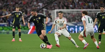 Macaristan, İskoçya’yı uzatma dakikalarında devirdi!