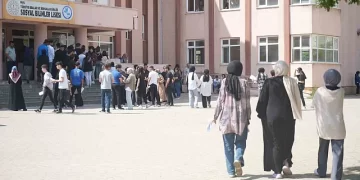 Muş’ta, YKS’nin ilk oturumu TYT başladı!