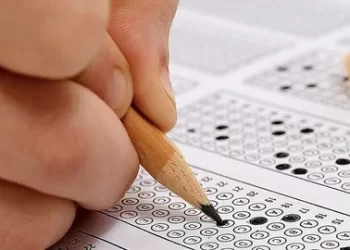 ÖSYM, YKS’de yasak olan araç gereç ve eşyaları açıkladı?