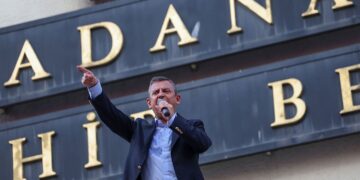 Özgür Özel açıkladı: Türkiye’yi yönetmeye talibiz