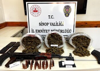 Sinop’ta, uyuşturucu tacirlerine yapılan operasyonda 2 tutuklama!