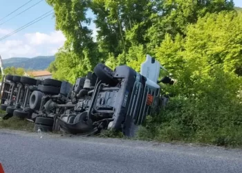 Sinop Türkeli’de, LPG yüklü tanker devrildi!