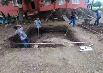 Sinop Türkeli’de tarihi mezarlar bulundu!