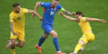 Slovakya ile Romanya berabere kalarak birlikte son 16’ya yükseldi!