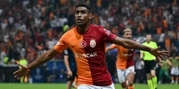 UEFA Şampiyonlar Ligi’nde sezonun güzel golü Galatasaray’lı Tete’den!