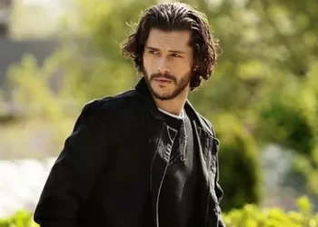 Alperen Duymaz’ın yeni dizisi belli oldu! Alperen Duymaz kimdir?