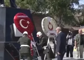 Cumhurbaşkanı Erdoğan KKTC’de Atatürk Anıtını ziyaret etti Cumhurbaşkanı Erdoğan KKTC’de Atatürk Anıtını ziyaret etti