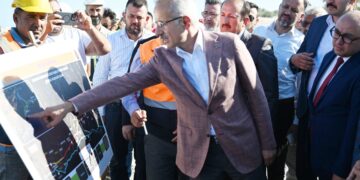 Bakan Uraloğlu: 2,5 saatlik yol 18 dakikaya düşecek