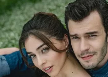 Cemre Baysel ile Aytaç Şaşmaz yeniden el ele görüldüler