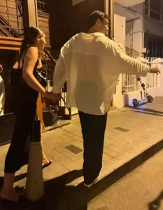 Cemre Baysel ile Aytac Sasmaz yeniden el ele gorulduler1 habermeydan