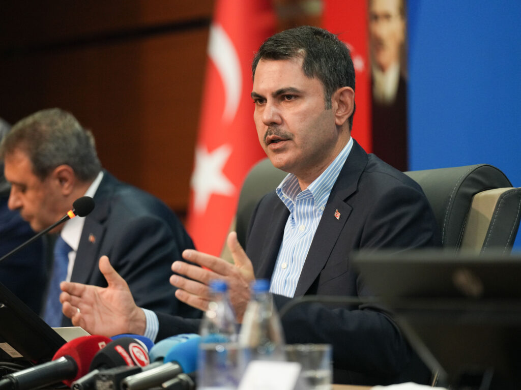 Deprem bolgesinde siyasi polemige yer yoktur habermeydan