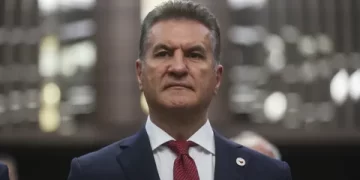 Mustafa Sarıgül kimdir, nereli ve kaç yaşında?