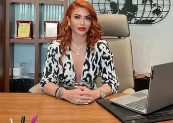 Gözaltına alın Fenomen Neslim Güngen kimdir?