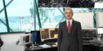 Türk boğazlarından geçen yıl 83 bin 892 gemi geçti