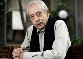 Usta tiyatrocu Genco Erkal hayatını kaybetti