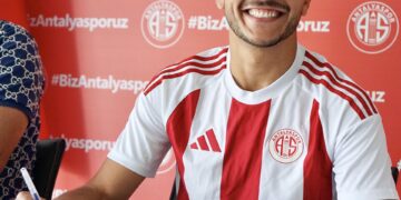 Antalyaspor, Brezilyalı stoper Thalisson’u kadrosuna kattı!