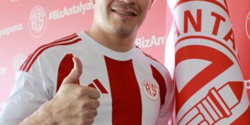 Antalyaspor, Paraguay’lı Samudio’yu kadrosuna kattı!