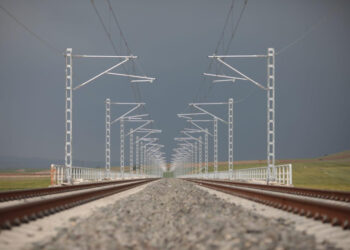 Demir yollarında elektrikli dönüşüm