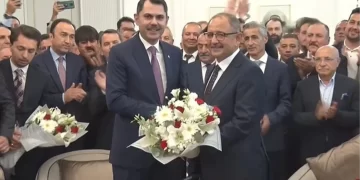 Çevre Bakanlığı’nda devir teslim töreni gerçekleştirildi: Murat Kurum görevi devraldı