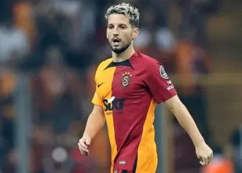 Galatasaray, Mertens’in sözleşmesini 1 yıl uzattı!
