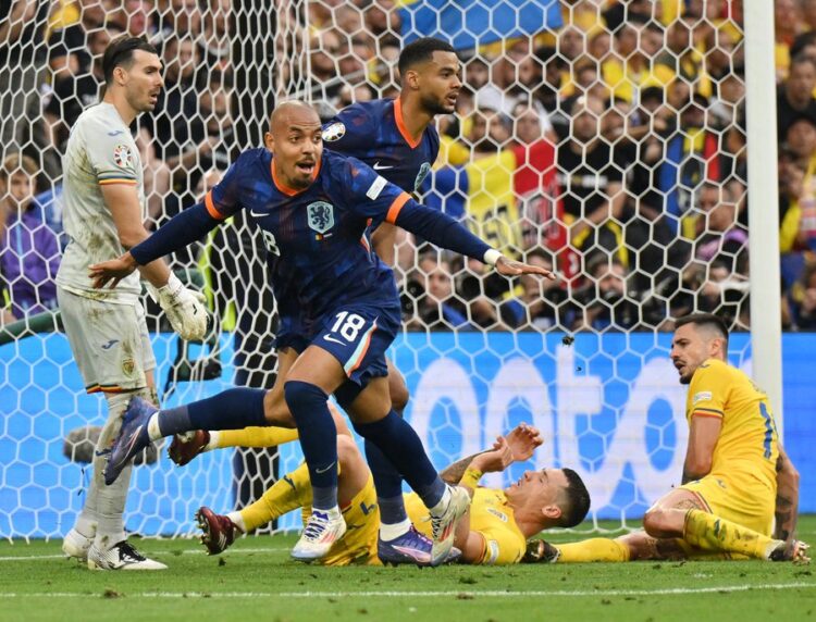 hollanda romanya yi 3 golle devirip ceyrek finale yukseldi habermeydan