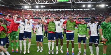 İngiltere, penaltılarla İsviçre’yi geçip yarı finale yükseldi!