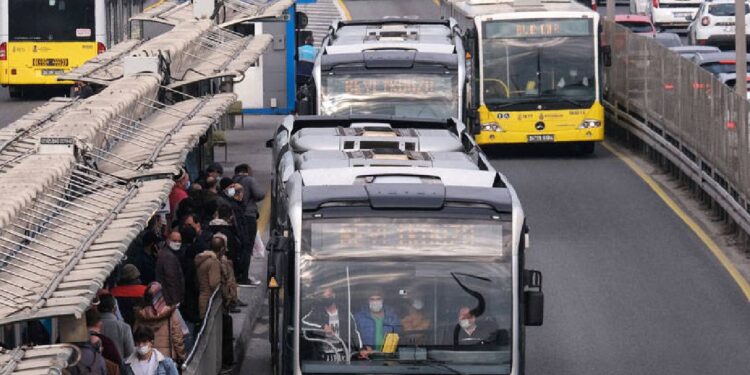 İstanbul’da toplu taşımaya zam!