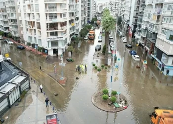 İzmir’de beş ilçe için deprem uyarısı!