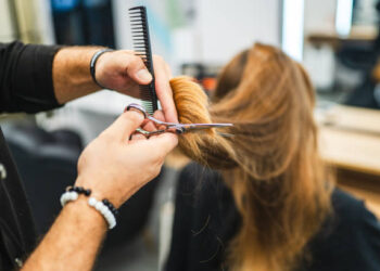 Bakanlıktan berber, kuaför ve güzellik salonu çalışma saatlerine ilişkin açıklama